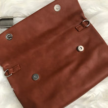 Safety Pin Clutch - Camel